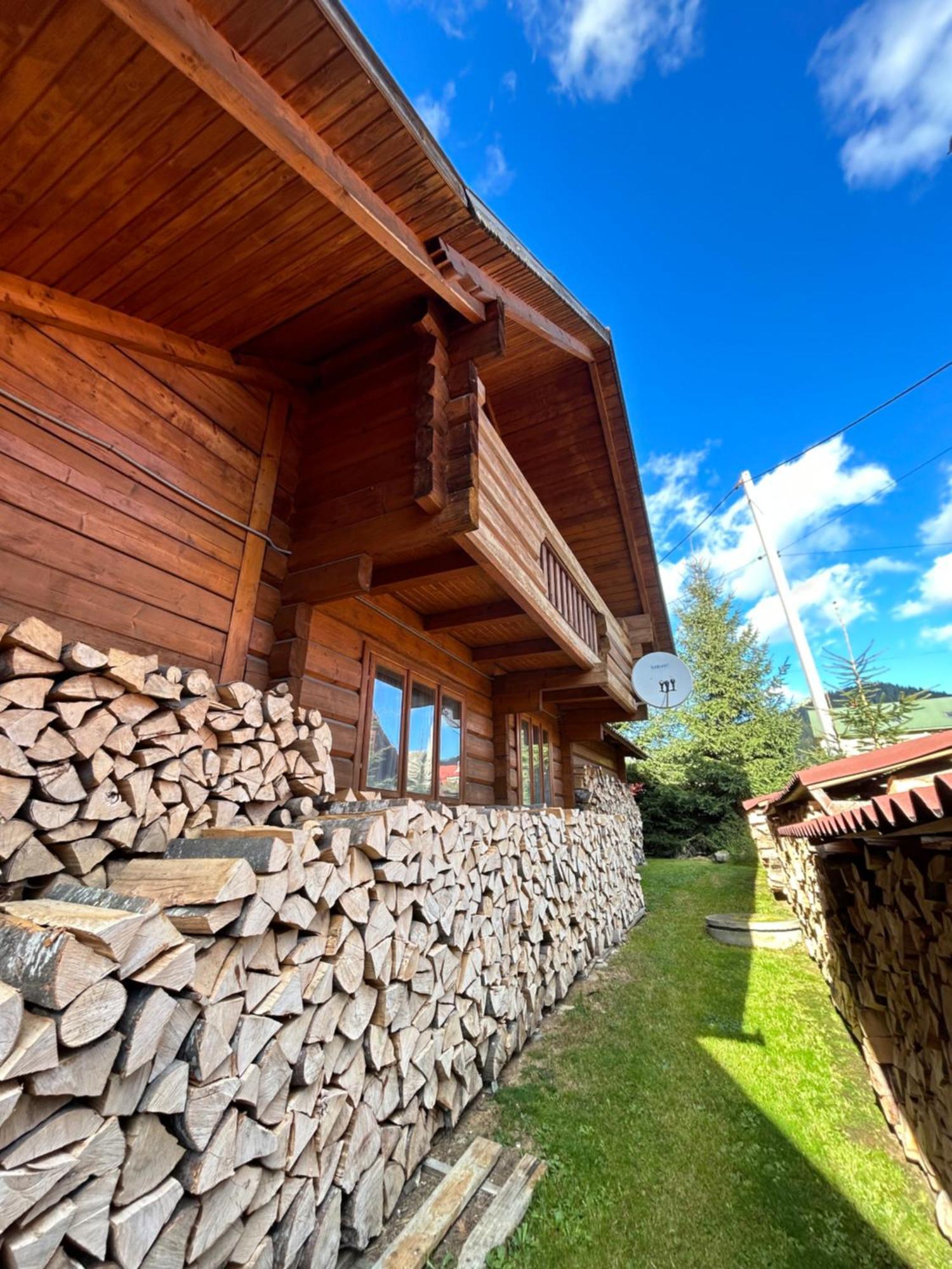 Guest House Kaspiy Bukovel Luaran gambar