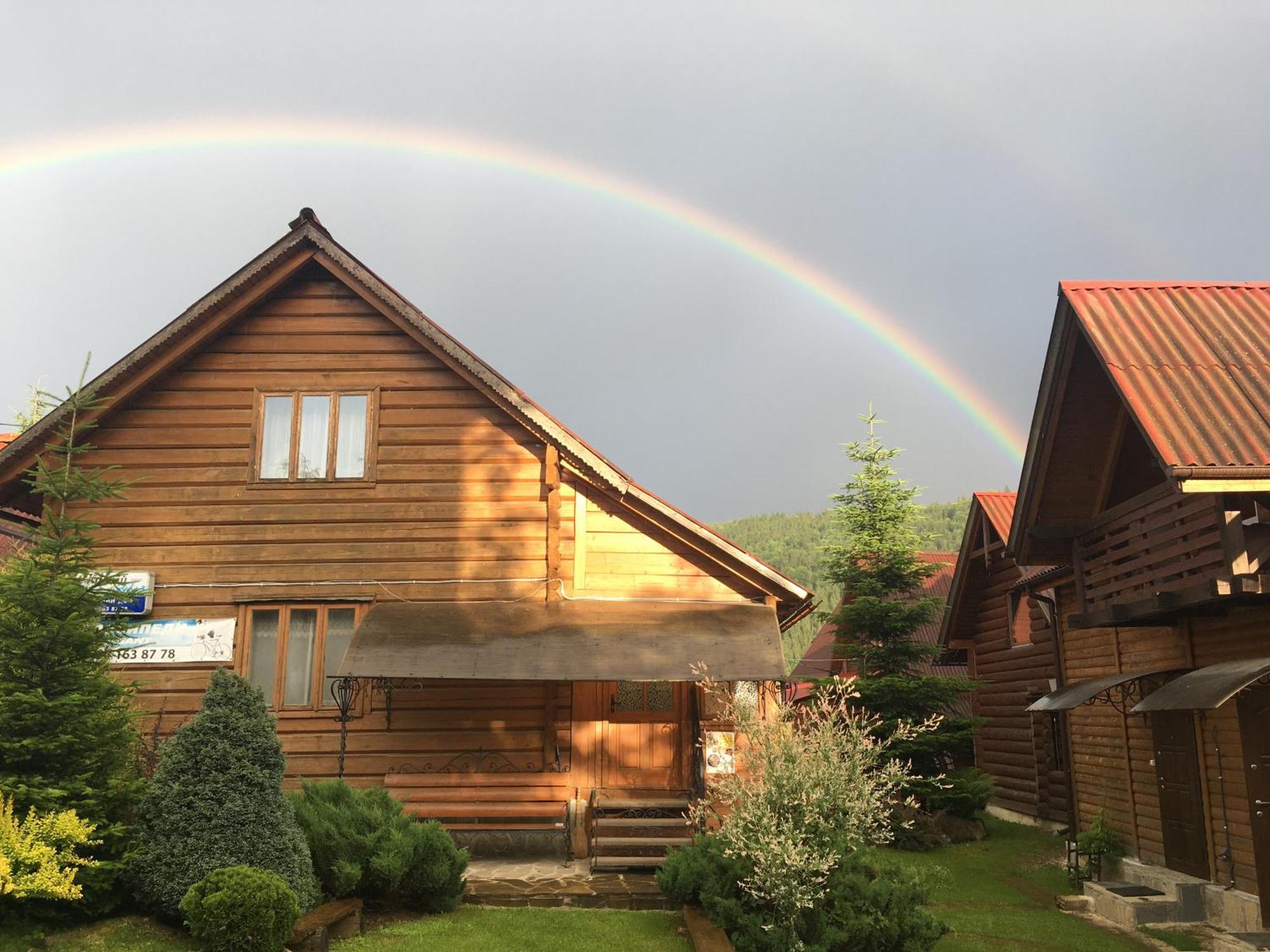 Guest House Kaspiy Bukovel Luaran gambar