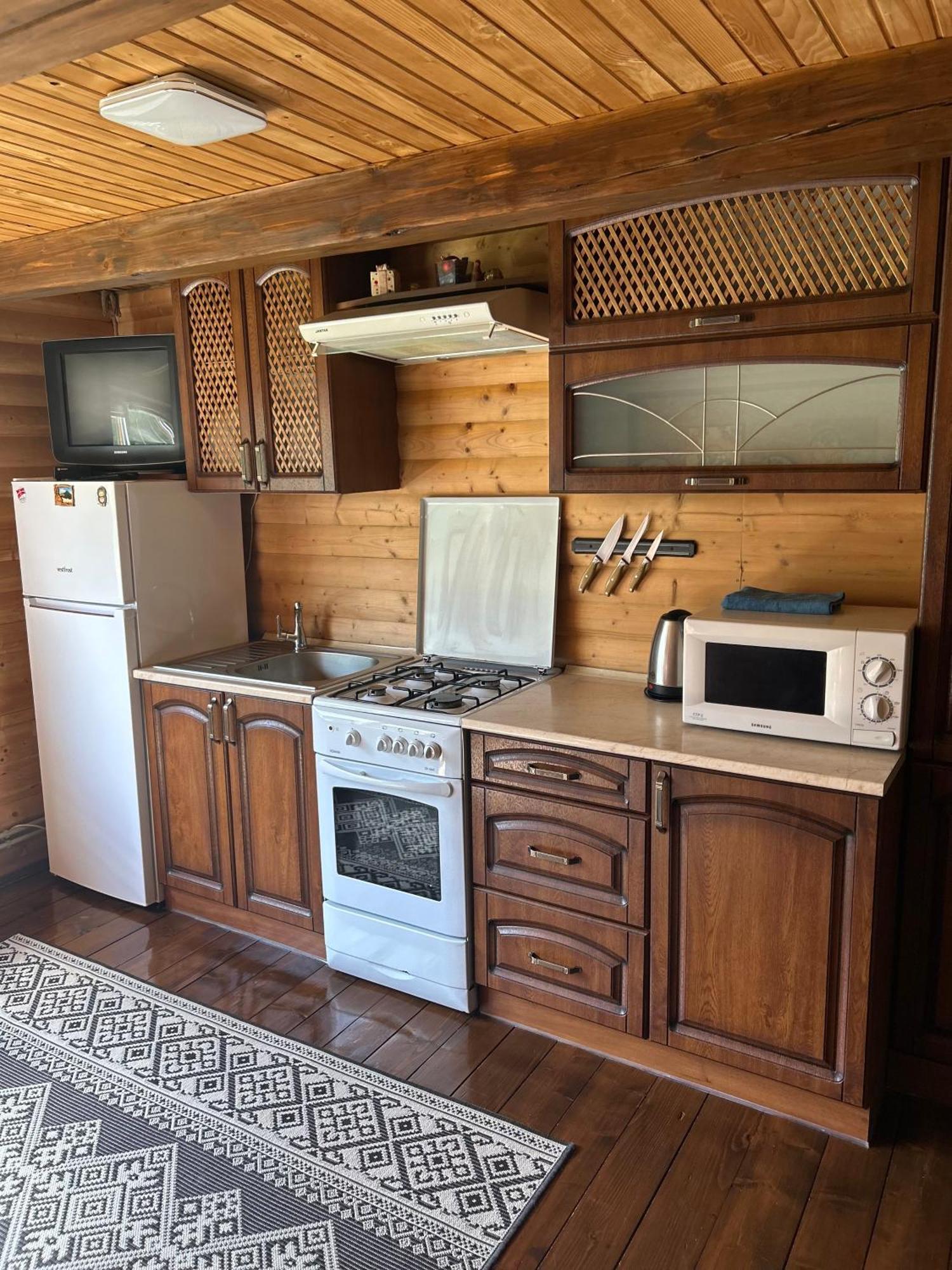 Guest House Kaspiy Bukovel Luaran gambar